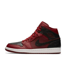 Load image into Gallery viewer, Nike Air Jordan 1 Mid AJ1 Men&#39;s Basketball Shoes Original Authentic Classic Fashion Outdoor Sports and Leisure New 554724-104